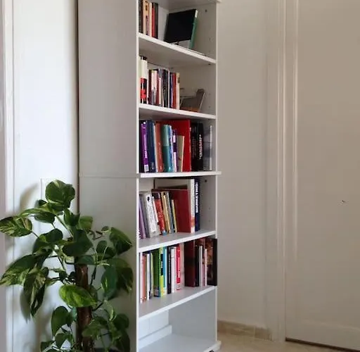 דירה Penthouse With Terrace In The Heart Of *