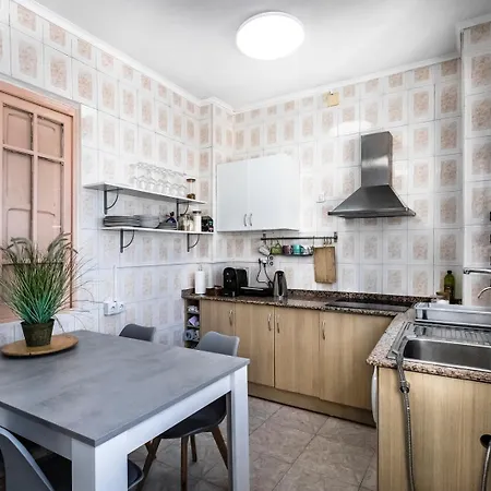 Διαμέρισμα Penthouse With Terrace In The Heart Of